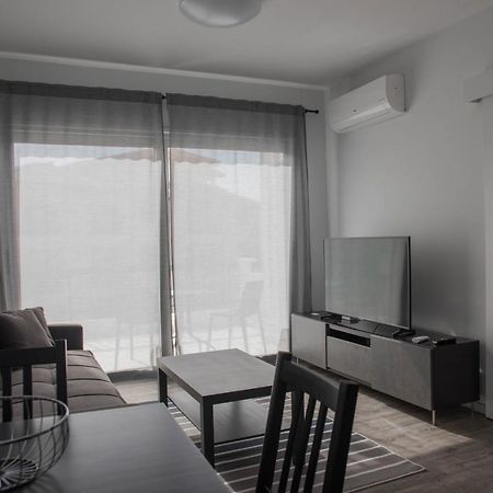 One Bedroom Apartment In Paphos In Good Location Exterior foto