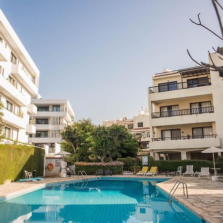 One Bedroom Apartment In Paphos In Good Location Exterior foto