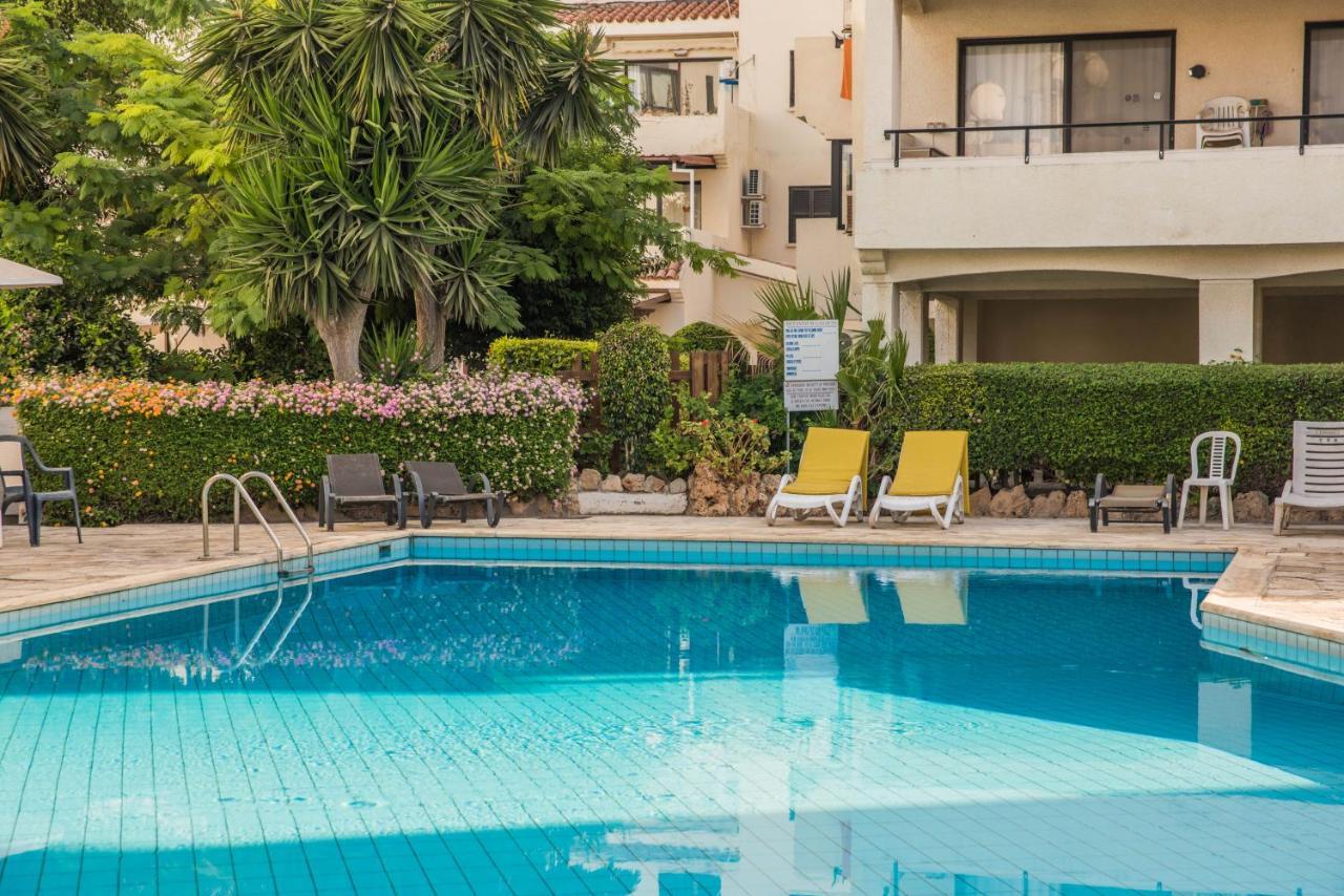 One Bedroom Apartment In Paphos In Good Location Exterior foto